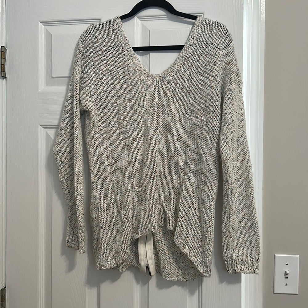 Vintage Havana multicolor oversized sweater with back zipper accent